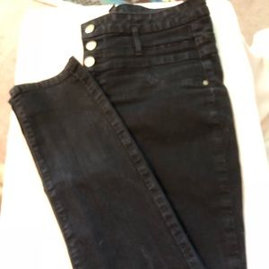 Black High-Waisted Skinny Jeans